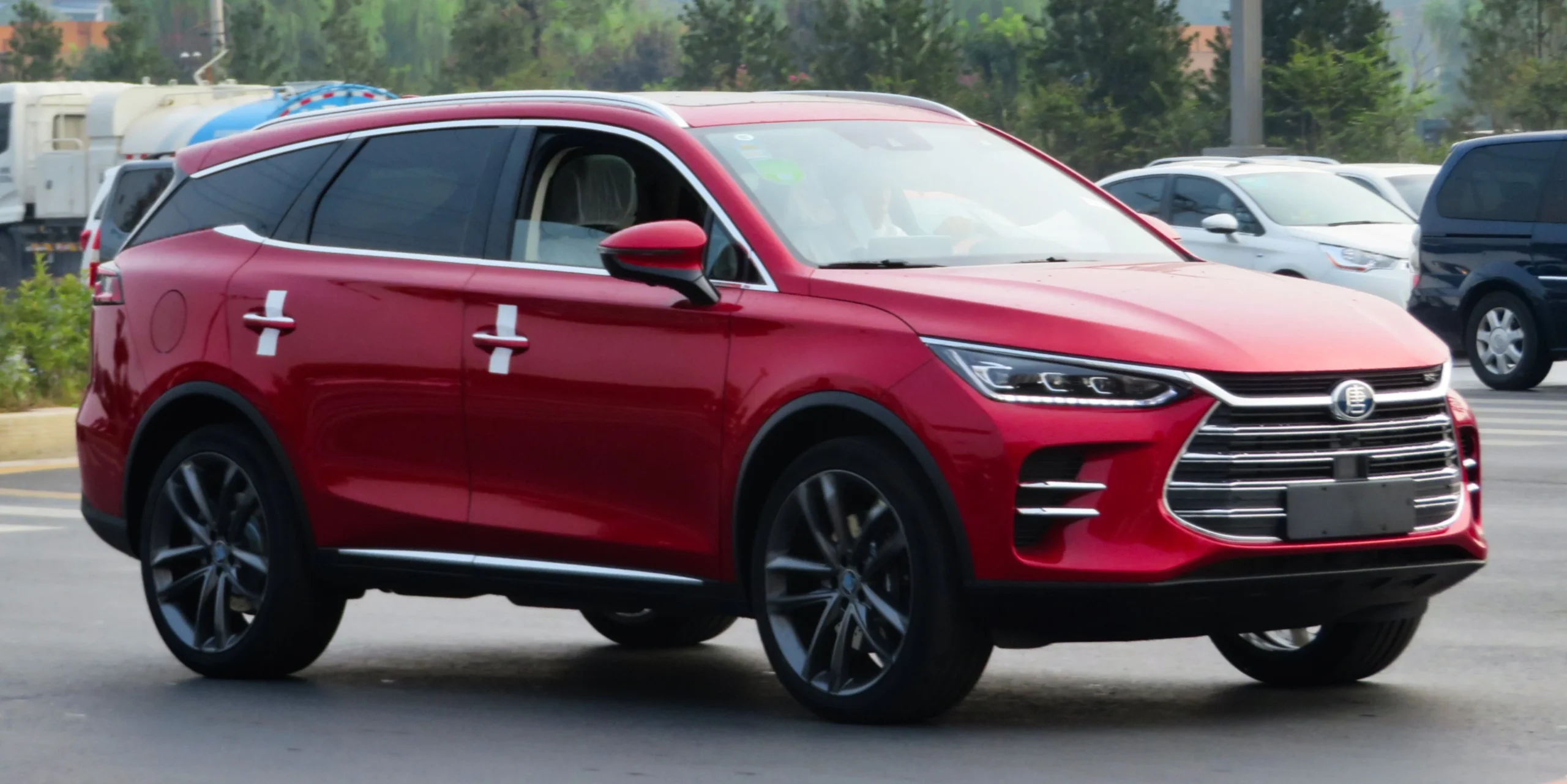 BYD Tang DM من السيارات الداخلة ضمن سلسلة Tang المشمولة باستدعاء الصين
